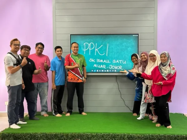 Interactive Smartboard for Sek Keb Ismail 1