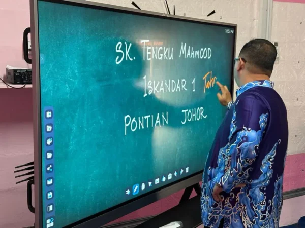 Interactive Smartboard Sek Keb Mahmood Iskandar 1