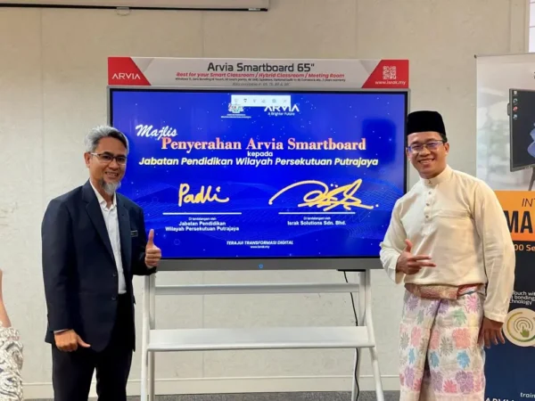 smartboard Empowering Education: Arvia and SSTP Putrajaya Join Forces for Innovative Workshop