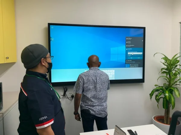 Interactive Smartboard for Azimuth Internasional