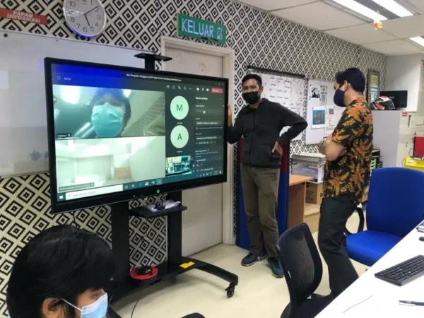 Interactive Smartboard for GIATMARA