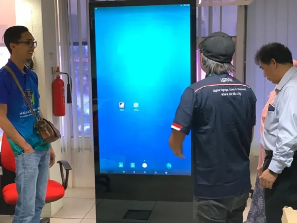 Touchscreen Floor Stand Kiosk for Halhas (M) Sdn Bhd