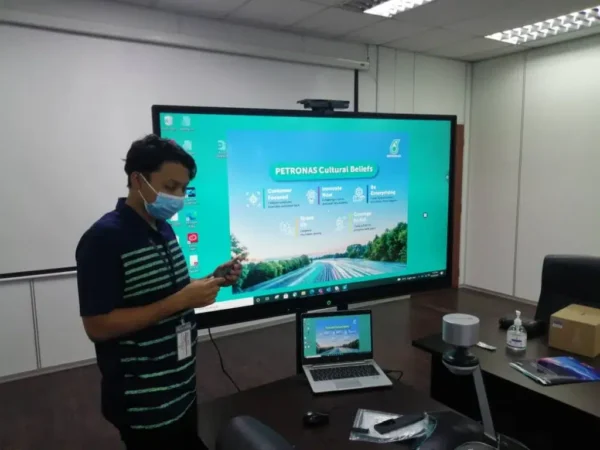 Interactive Smartboard for HRSB Holding