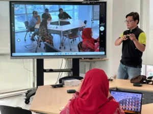 Hybrid Smart Classroom arvia israk solution