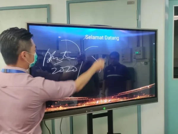 Interactive Smartboard for Jabatan Kimia Malaysia