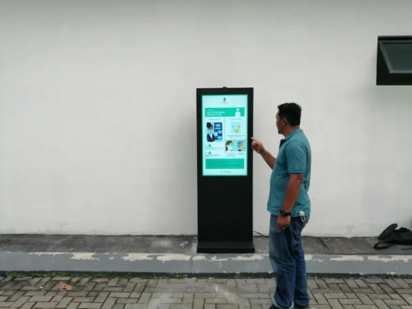 Digital Signage Outdoor Floor Stand Kiosk for EcoWorld Majestic Gallery – Semenyih