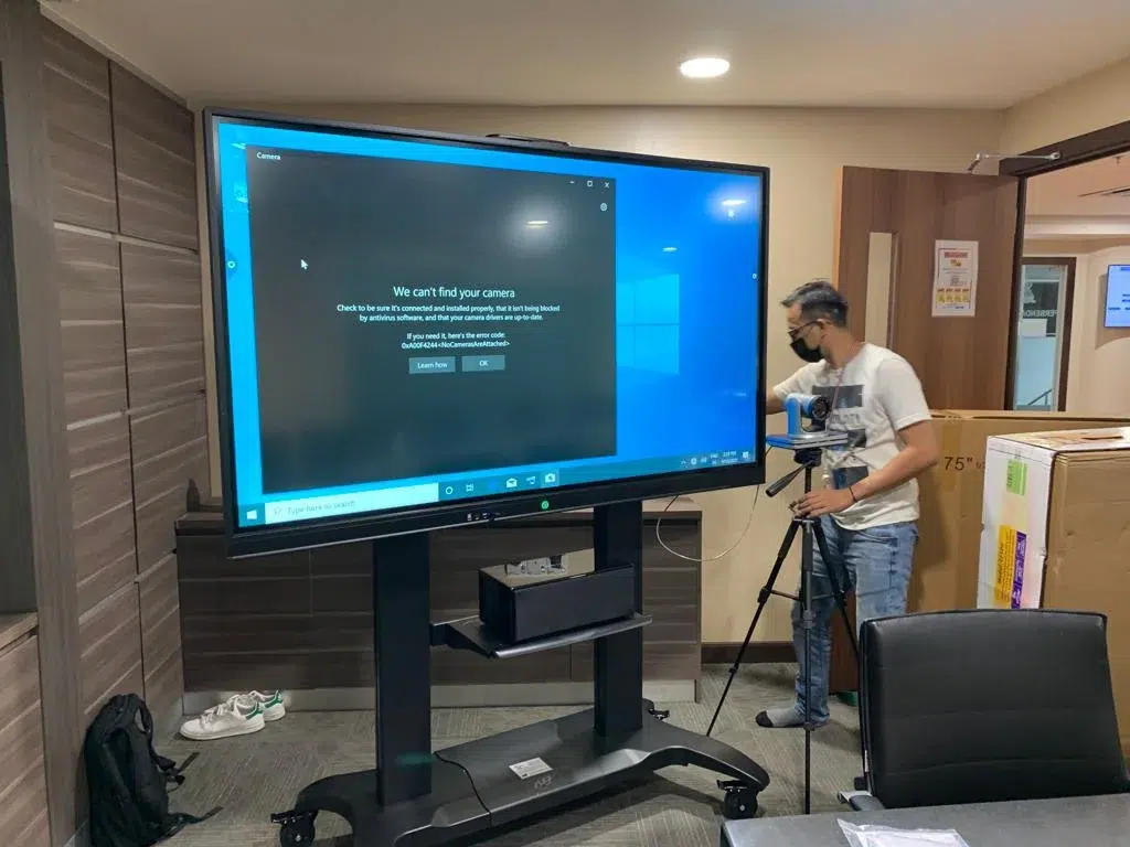 Interactive Smartboard for Pejabat Setiausaha Kerajaan Negeri Selangor (SUK)