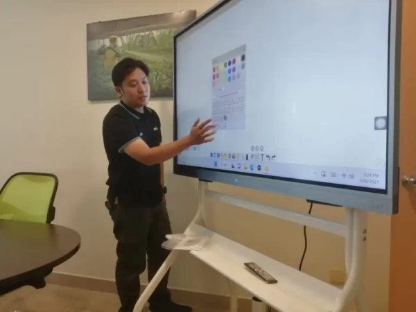 Interactive Smartboard for Melor Enterprise