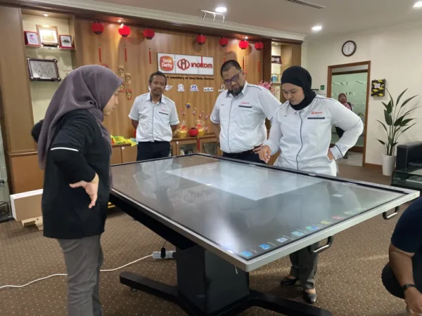 Interactive Smartboard for Inokom Corporation Sdn Bhd