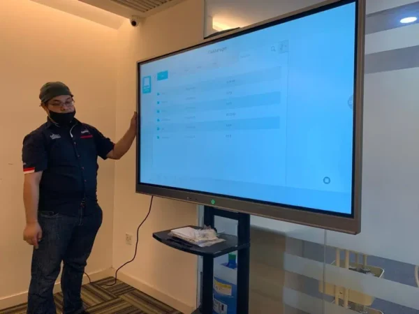 Interactive Smartboard for Triprogram