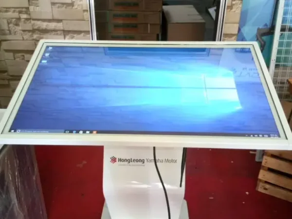 Touchscreen Monitor Kiosk for Yamaha Hong Leong