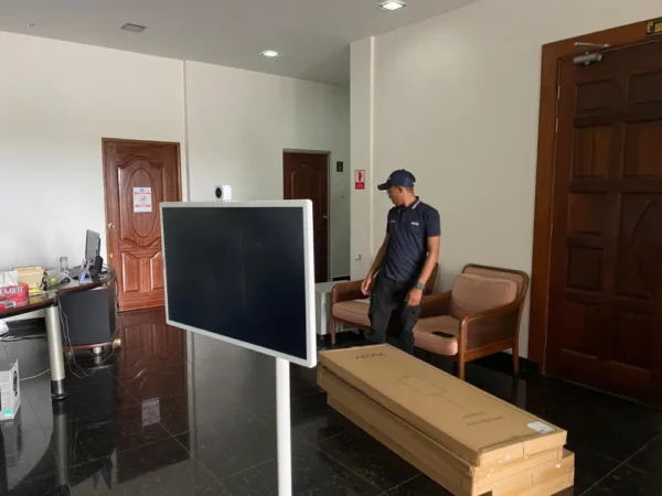 Geliga Slipway Empowers Collaboration with Arvia FlipTouch