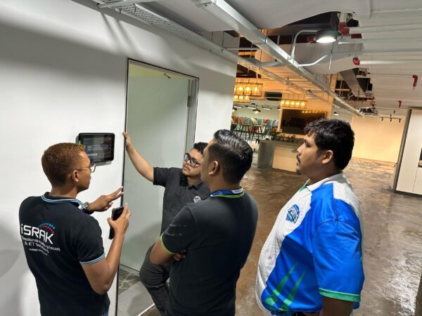 Beicip-Franlab Asia Equips Smart Meeting Spaces with MR100 Panels