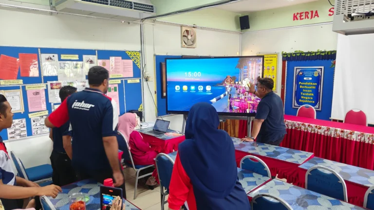 arvia smartboard smk pasir gudang 2 israk solutions