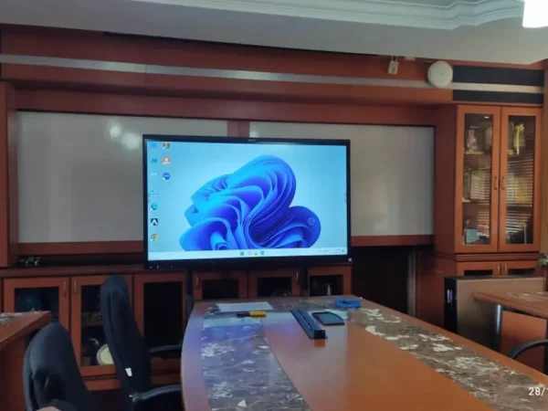 Enhancing Digital Learning at JPN Selangor with Smartboard Technology