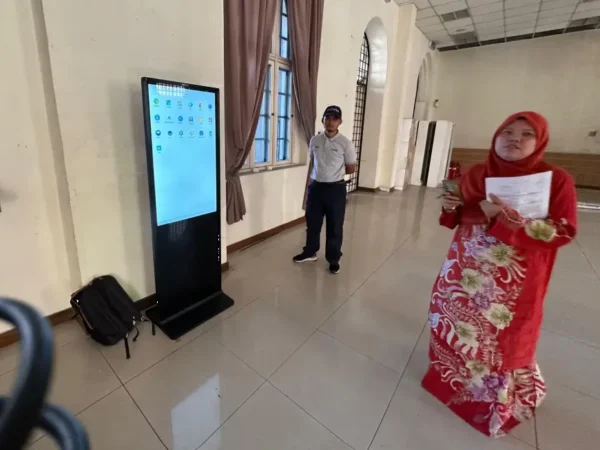 Empowering Heritage Engagement Through Smart Information Kiosks