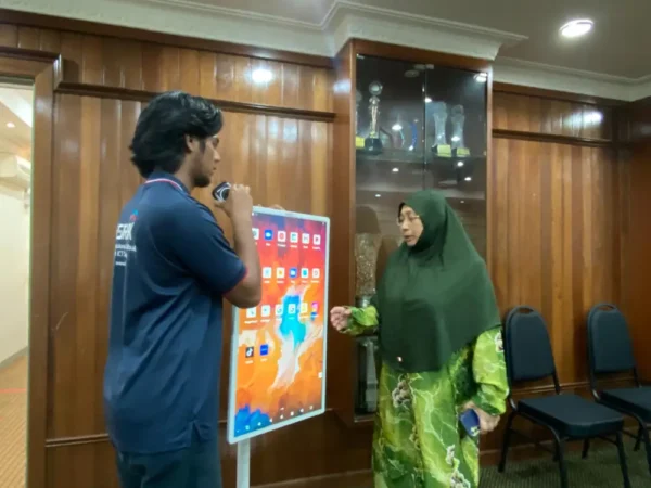 IIUM Gombak Embraces Fliptouch Technology for a Smarter Classroom