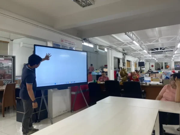 Smartboard Empowers Sasmax Kedah with ARV100 Integration