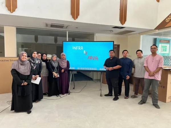 Panzen & INFRA Adopt Arvia Smartboard ARV100-86 for Infrastructure Advancement