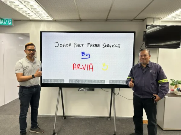 Revolutionizing Communication at Johor Port with Advanced Smartboard Technology