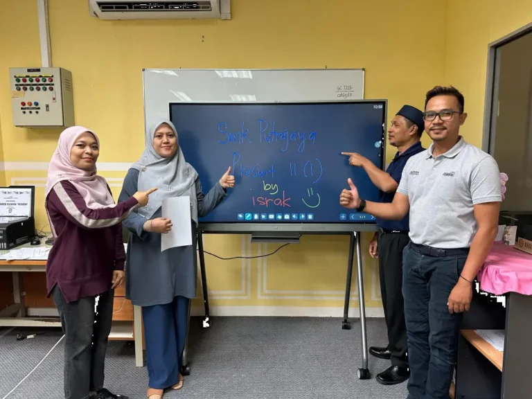 smartboard arv200 smk putrajaya presint 11 (1) arvia solutions israk solutions