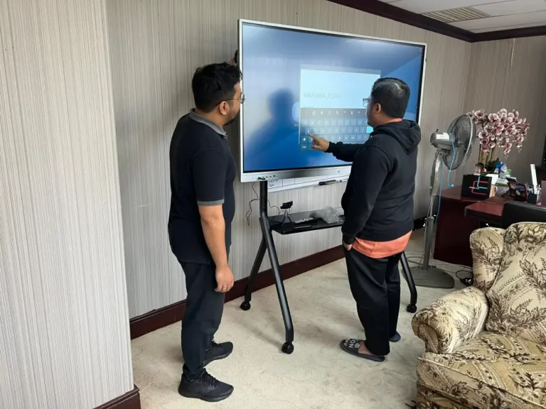 arvia smartboard fama israk solutions
