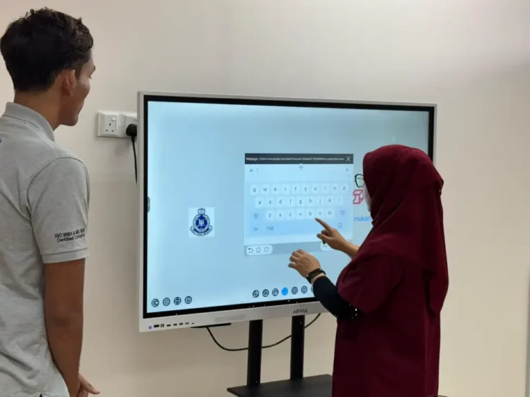 arvia smartboard pusat autisme pdrm israk solutions