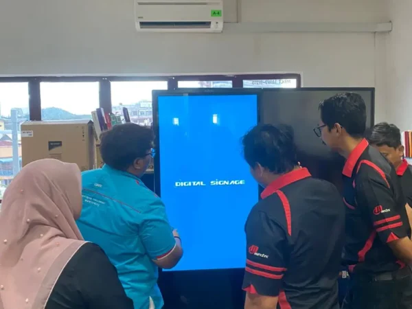 Interactive Standing Kiosk, MEXTEC Kuala Terengganu