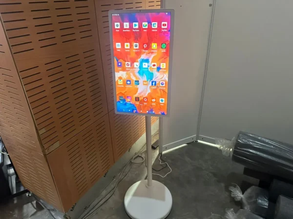 Iltiz Services Brings Innovation to the Booth with Arvia Fliptouch