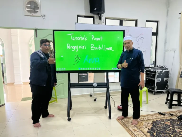 smartboard malaysia pusat pengajian al-quran baitul iman arvia solutions israk solutions