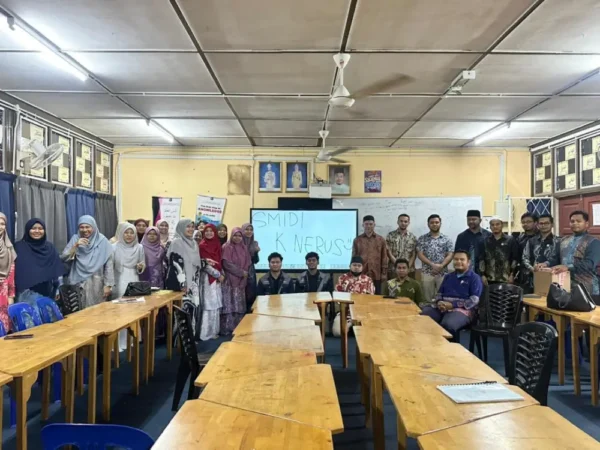 Tajdid Sponsors Interactive Smartboards for Sekolah Kuala Nerus