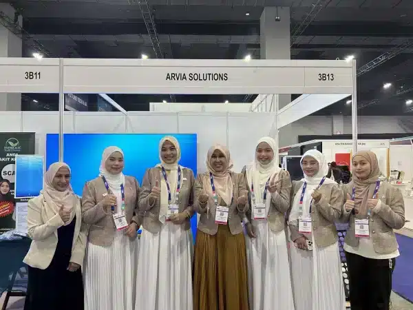 WE2025: Arvia Solutions Showcases AI Smartboard, FlipTouch & Smart Technologies at MITEC