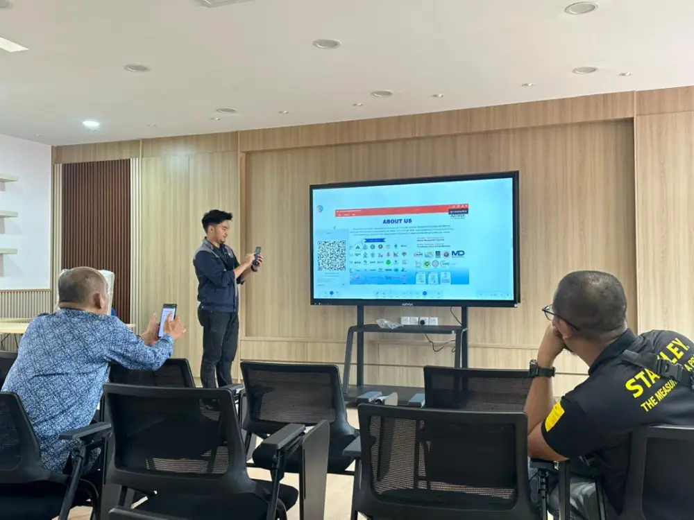 AI Smartboard ARV600 Deployment for SSTP Kelantan’s Digital Transformation Initiative