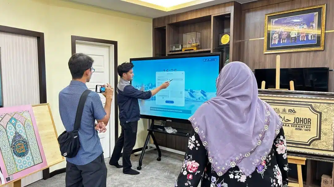 AI Smartboard ARV600-75″ for Majlis Agama Islam Negeri Johor