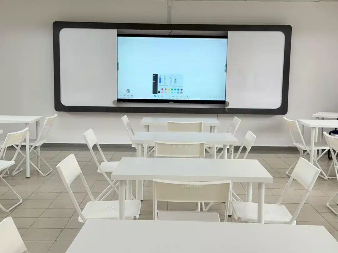 AI Smartboard Transforms Smart Classroom at SRI Seremban