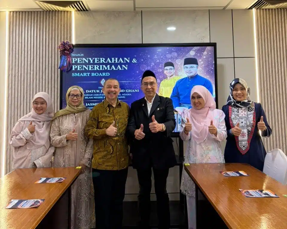 AI Smartboard Advances Islamic Education at Jabatan Hal Ehwal Agama Islam Negeri Sabah