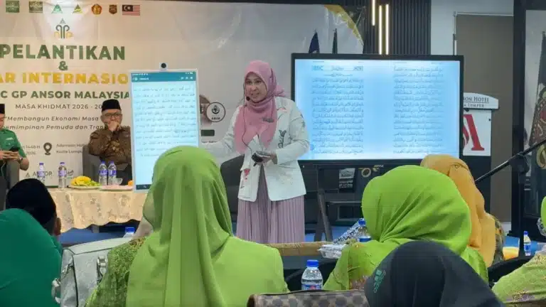 Arvia AI Smartboard Fliptouch - Seminar Internasional PC GP Ansor Malaysia