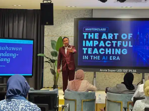 Arvia AI Smartboard ARV600 Powers Impactful Teaching Masterclass 2026