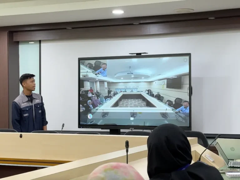 Arvia AI Smartboard set up for a hybrid meeting at a TVET institution