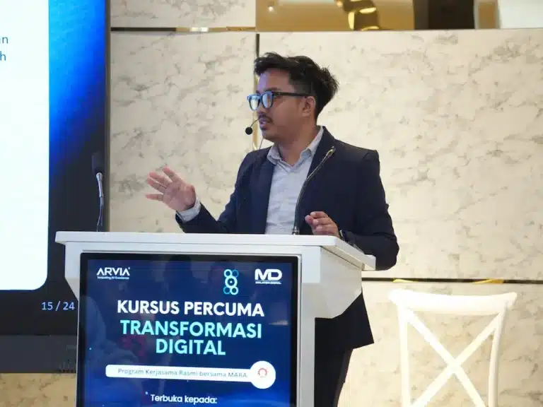 AI Video Training Arvia sesi bimbingan oleh Tuan Najmi