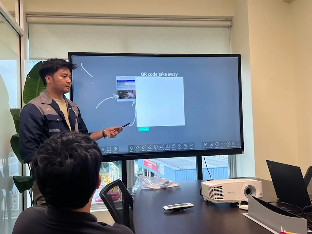 Instant file sharing from phone to Smartboard Arvia Vesstech Synergy Bangi