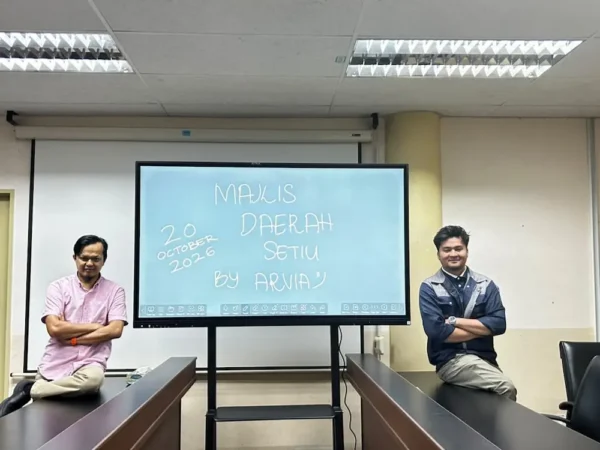 75-Inch Smartboard Terengganu at Majlis Daerah Setiu
